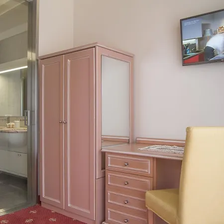Miramonti Hotel Madonna